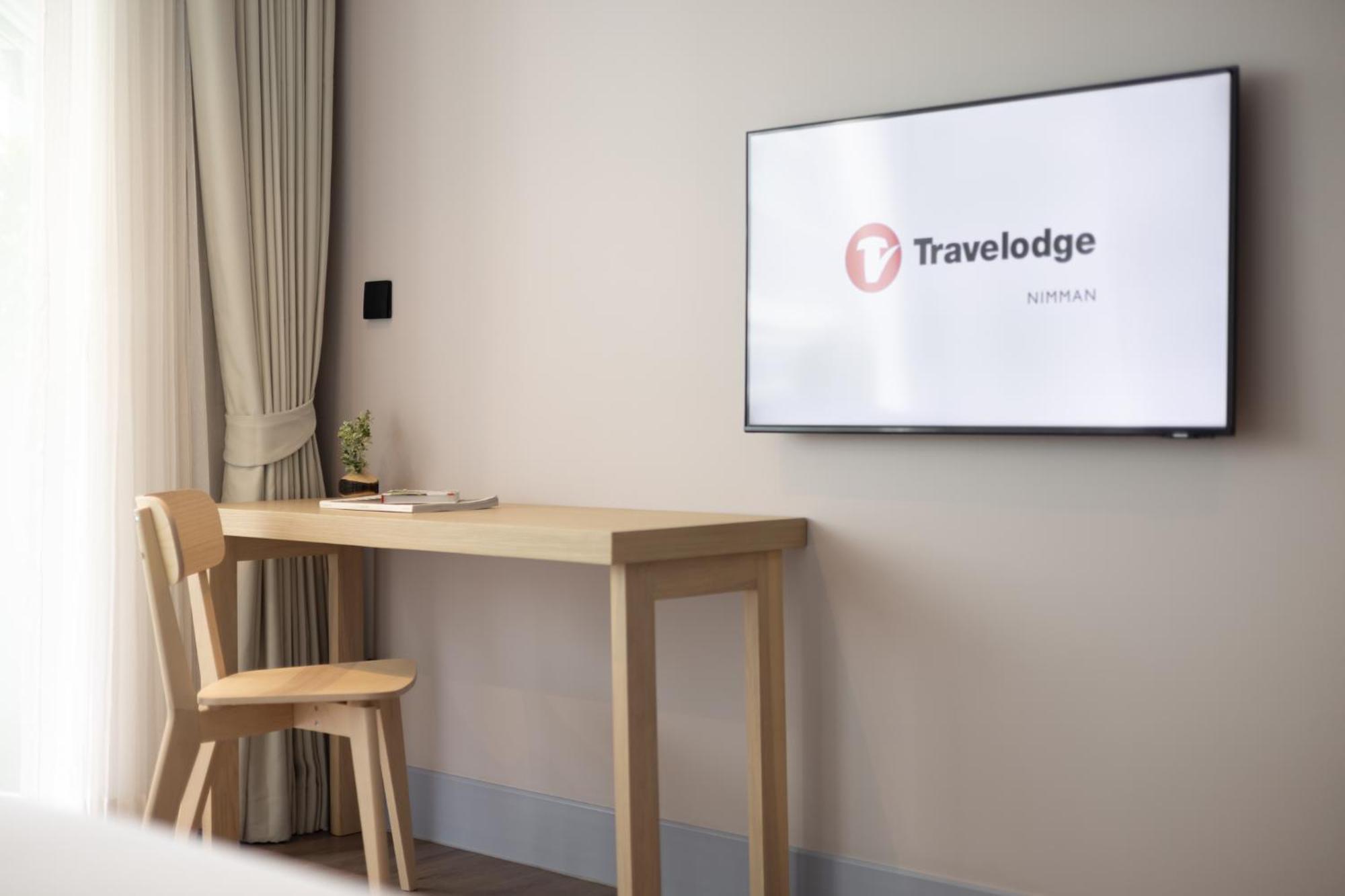 Travelodge Nimman Khách sạn 4*